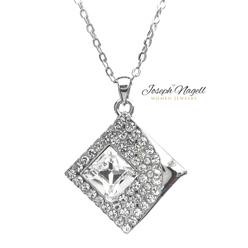 Swarovski krisztállyal díszített medál - Nágell Ékszer